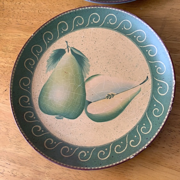 Home Interiors 2 pieces Fruit Wall Decor Plates - Picture 2 of 10